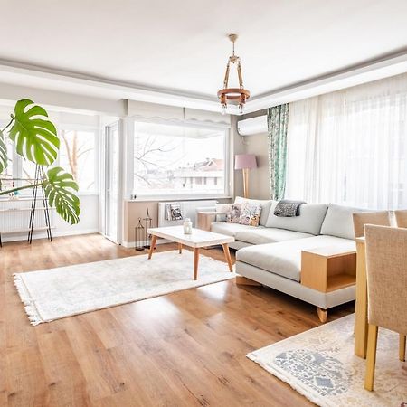 Vibrant Flat With Balcony In Maltepe Istambul Exterior foto