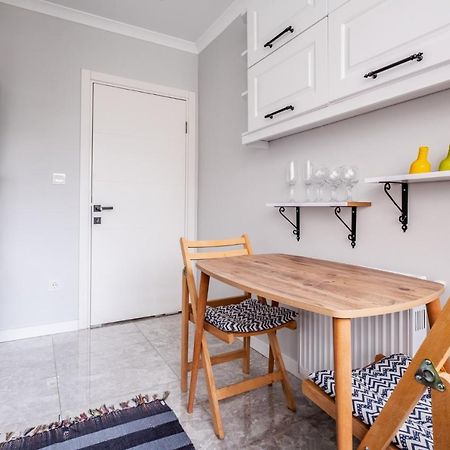 Vibrant Flat With Balcony In Maltepe Istambul Exterior foto