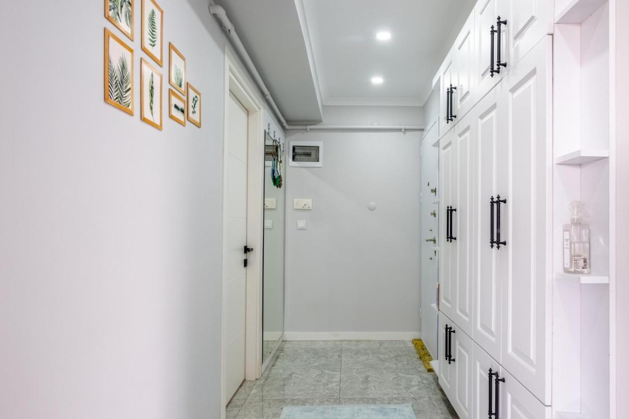 Vibrant Flat With Balcony In Maltepe Istambul Exterior foto